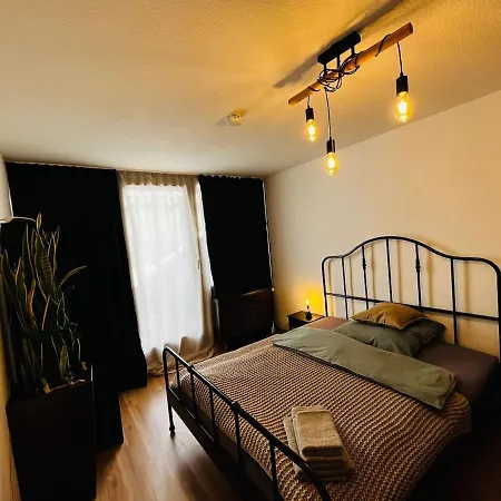 Apartment Attraktives Mit Dem Blick Auf Den