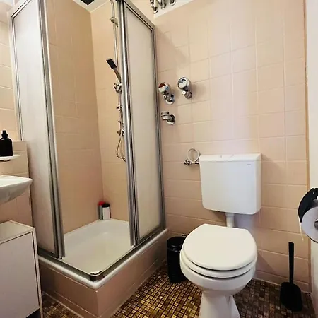 Apartment Attraktives Mit Dem Blick Auf Den *